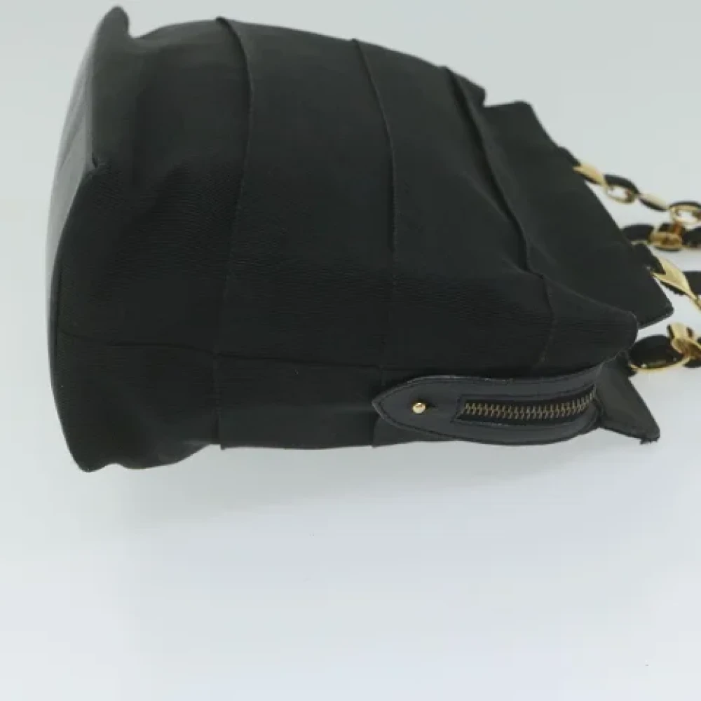Salvatore Ferragamo Pre-owned Nylon handbags Black Dames