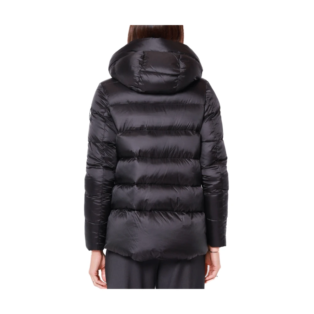 BomBoogie Korte Zwarte Hooded Donsjas Black Dames