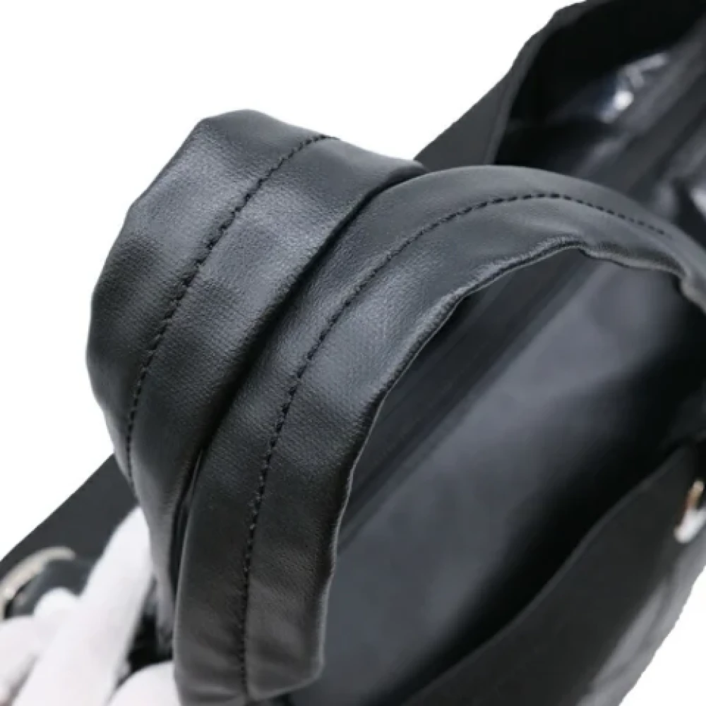 Chanel Vintage Pre-owned Coated canvas chanel-bags Black Dames
