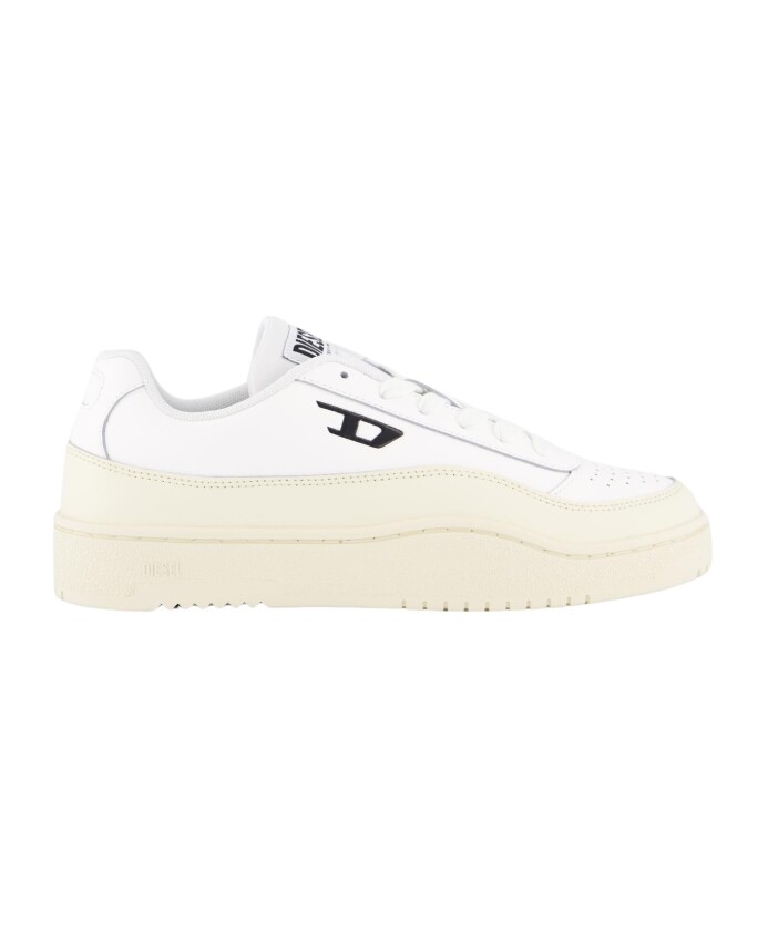 tracker-low-sneakers