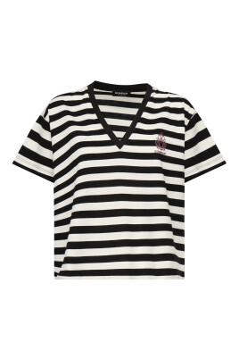 v-neck-polos-with-contrasting-logo-print