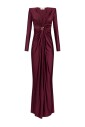 longue-robe-au-design-elegant
