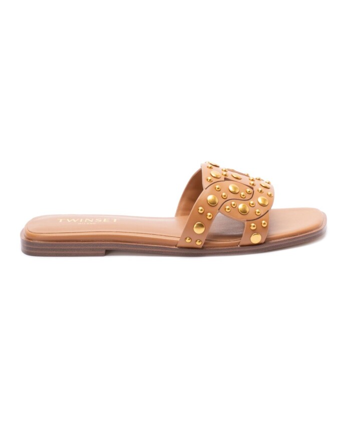bruine-stud-sandalen-vierkante-neus