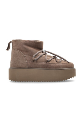 classic-low-platform-snow-boots
