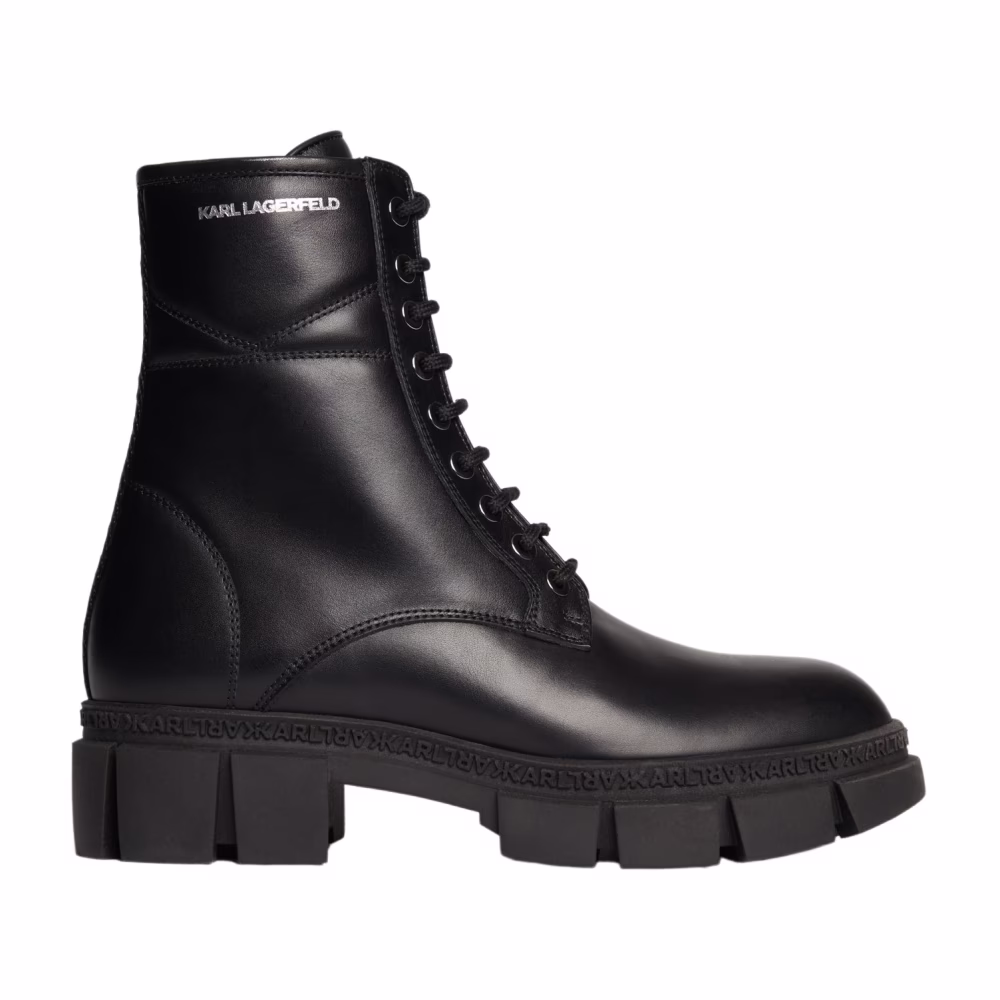 Schnürstiefel