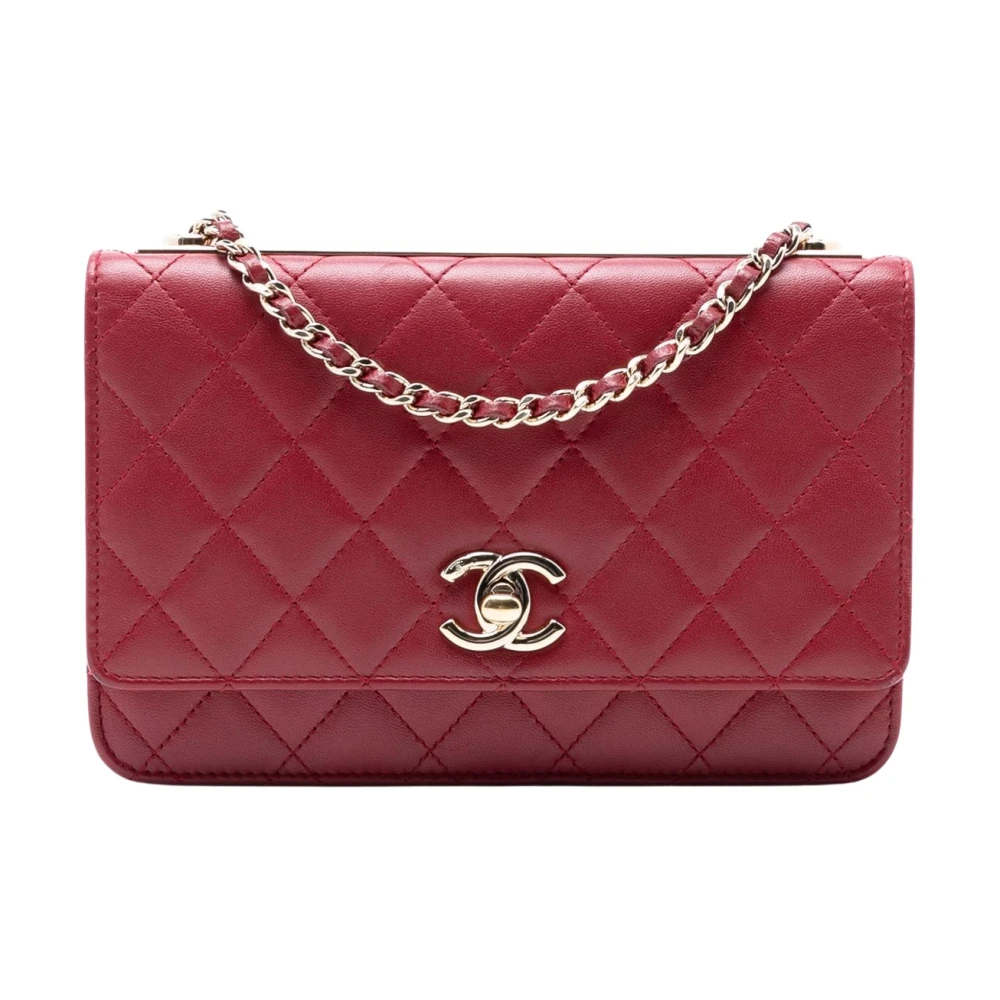 Chanel Vintage Women's Red Pre-Owned Quilted Flap Wallet On Chain
