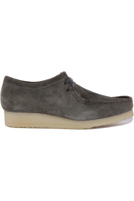 wallabee-lace-up-shoes