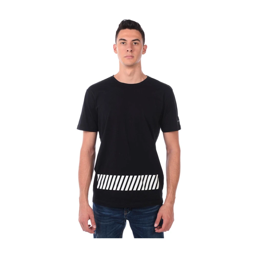 Tops > T-Shirts - - Daniele Alessandrini - Modalova