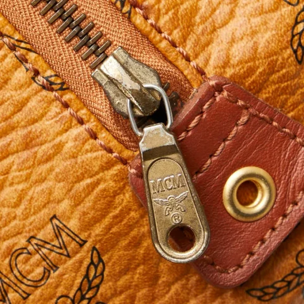 MCM Pre-owned Leather handbags Brown Dames