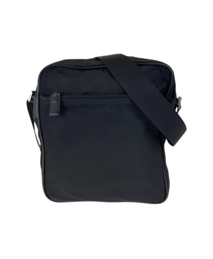 pre-owned-nylon-sacs-prada