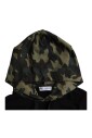 sweat-a-capuche-camouflage-avec-manche-reparee