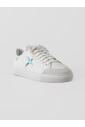 minimalist-bee-bird-sneaker
