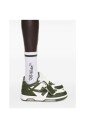 white-sneaker-with-arrows-motif