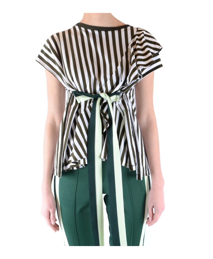 collection-de-t-shirts-elegants-pour-femmes
