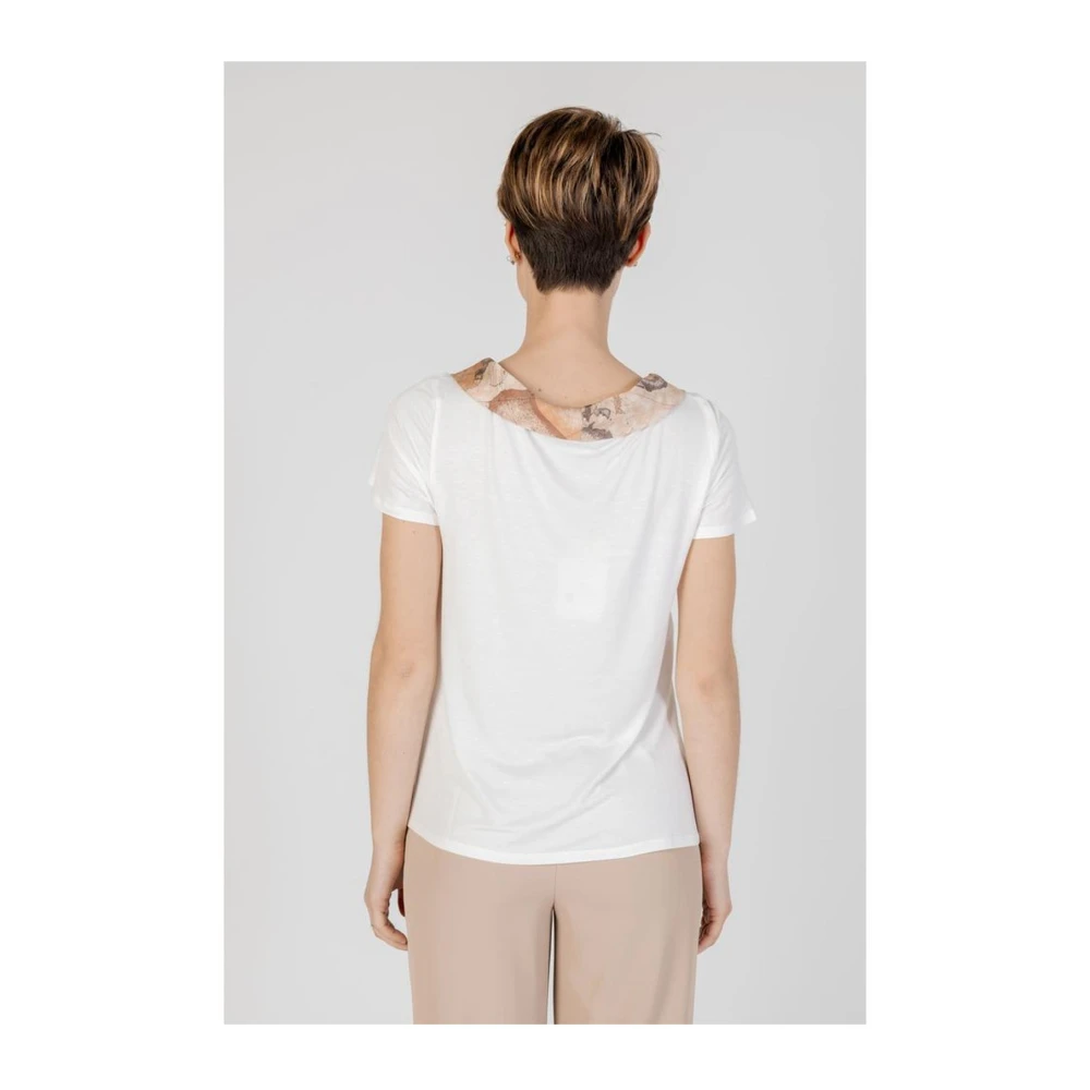 Alviero Martini 1a Classe Beige Viscose Blend T-shirt voor dames White Dames