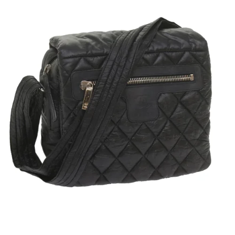 Chanel Vintage Pre-owned Nylon shoulder-bags Black Dames