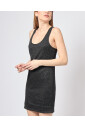 robe-noire-sans-manches-mi-longue