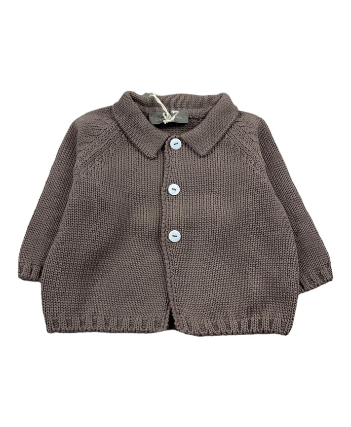 bruine-newborn-jongen-vest