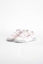 sneakers-en-cuir-avec-semelle-en-caoutchouc