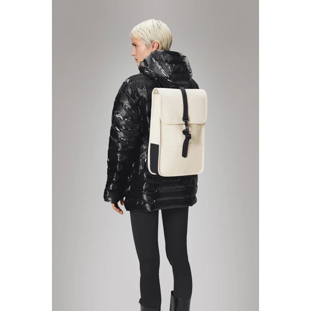 Rains Minimalistische Rechthoekige Rugzak Beige Dames