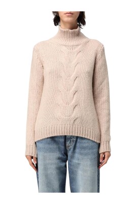 pink-cable-strik-sweater