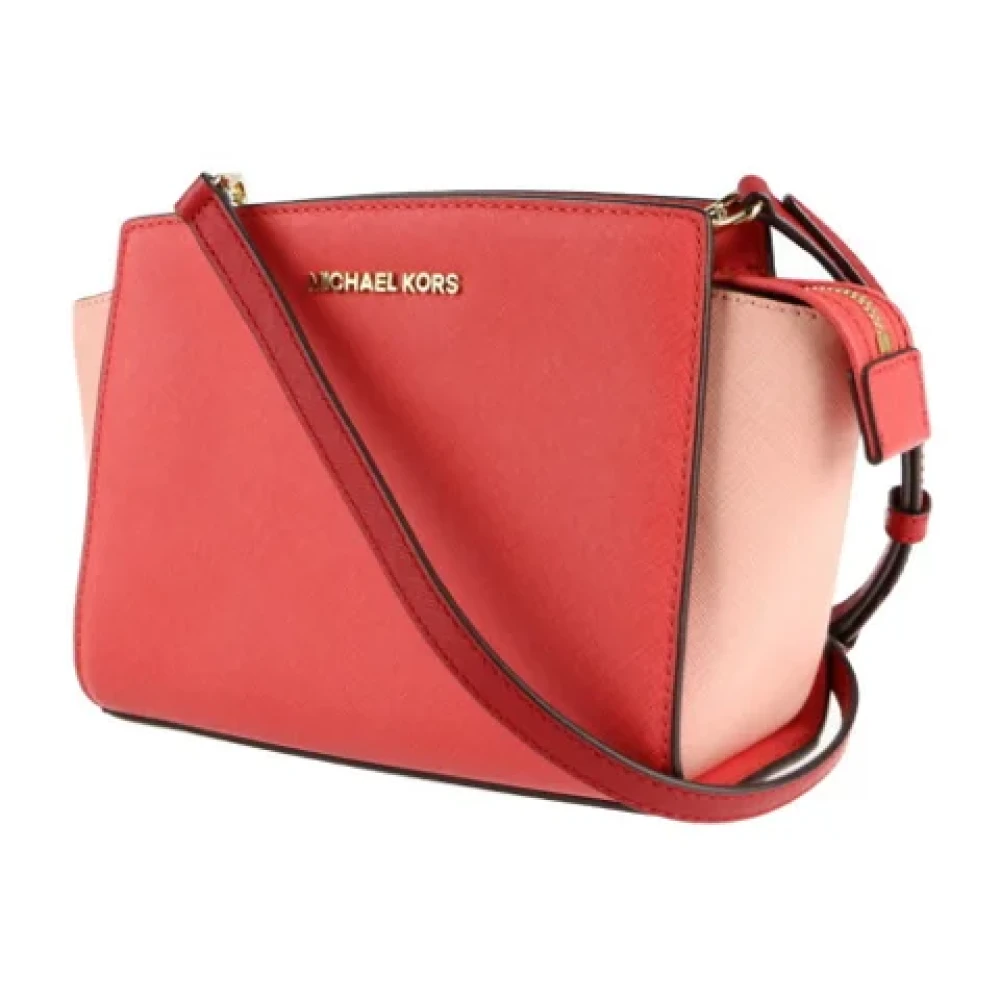 Michael Kors Pre-owned Fabric shoulder-bags Red Dames
