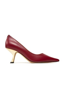 elegantes-chaussures-decollete-pour-femmes