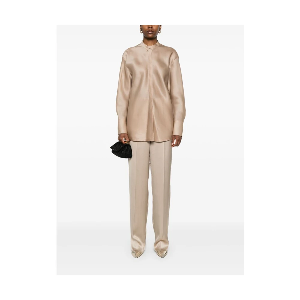 Giorgio Armani Zijden Taffeta Overhemd met Bandkraag Beige Dames