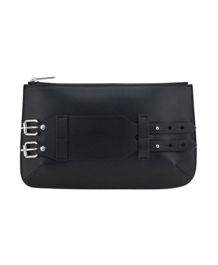 pochette-en-cuir-noir-avec-boucles