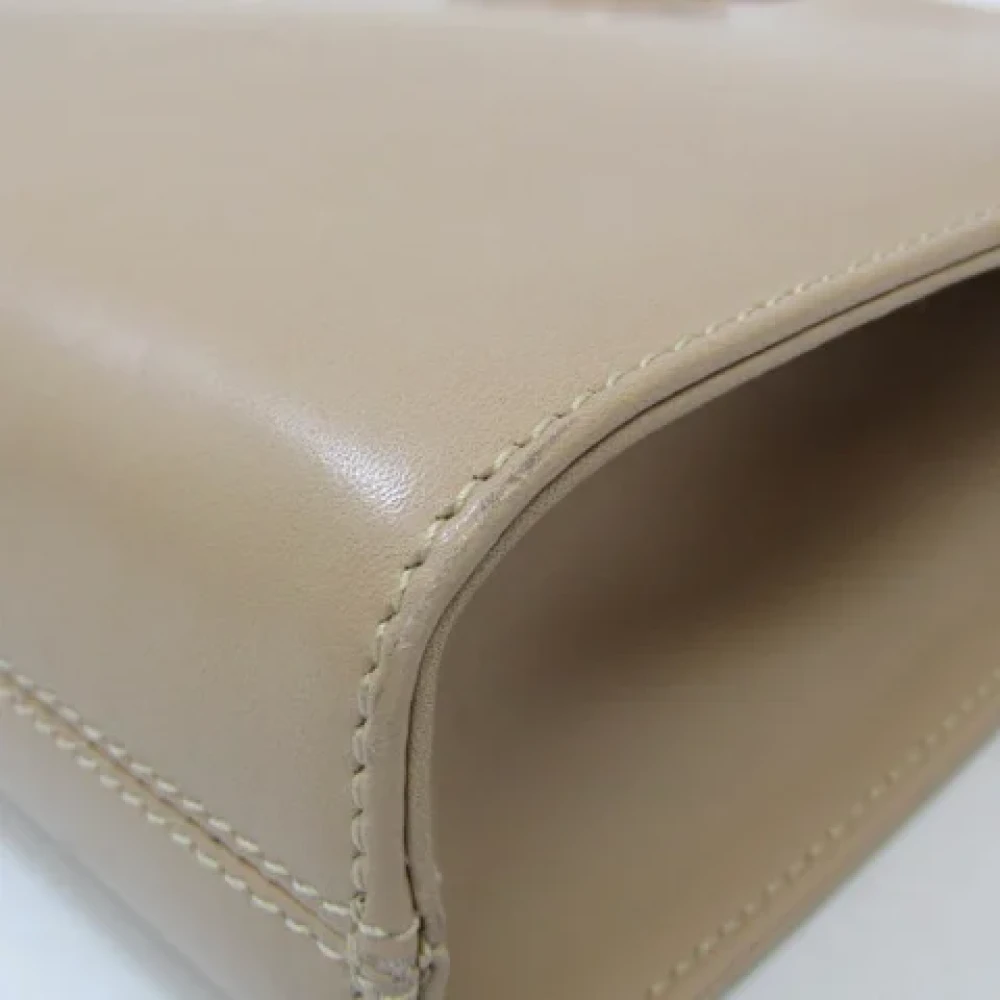 Salvatore Ferragamo Pre-owned Leather shoulder-bags Beige Dames