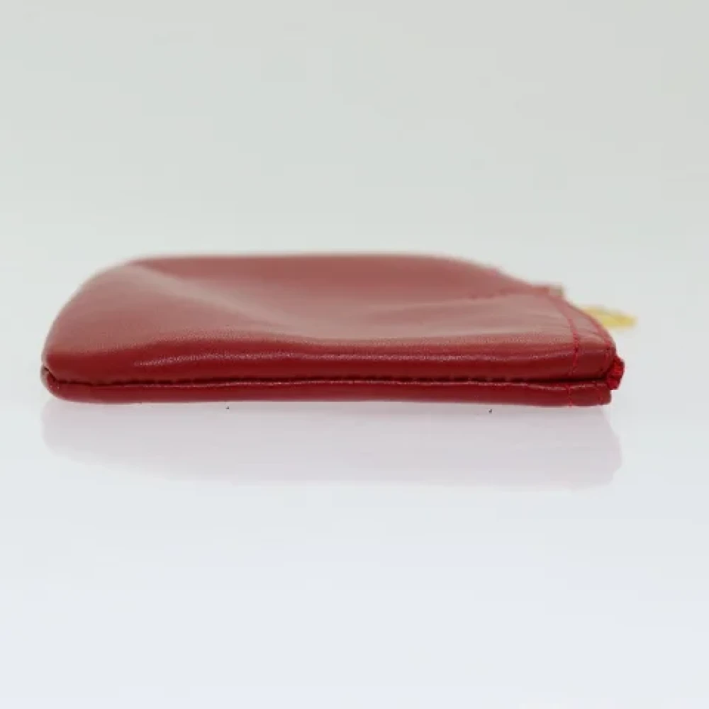 Givenchy Pre-owned Leather pouches Red Dames