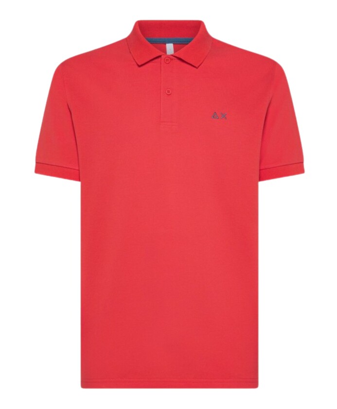 red-polo-shirt-minimalist-design