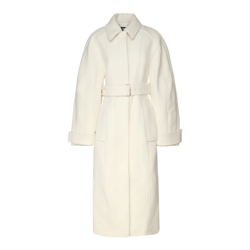Jacquemus Roomkleurige jas met drukknopen Beige Dames