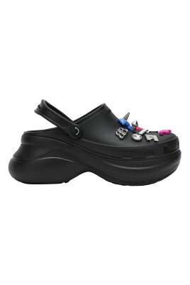 black-sandals-sabot