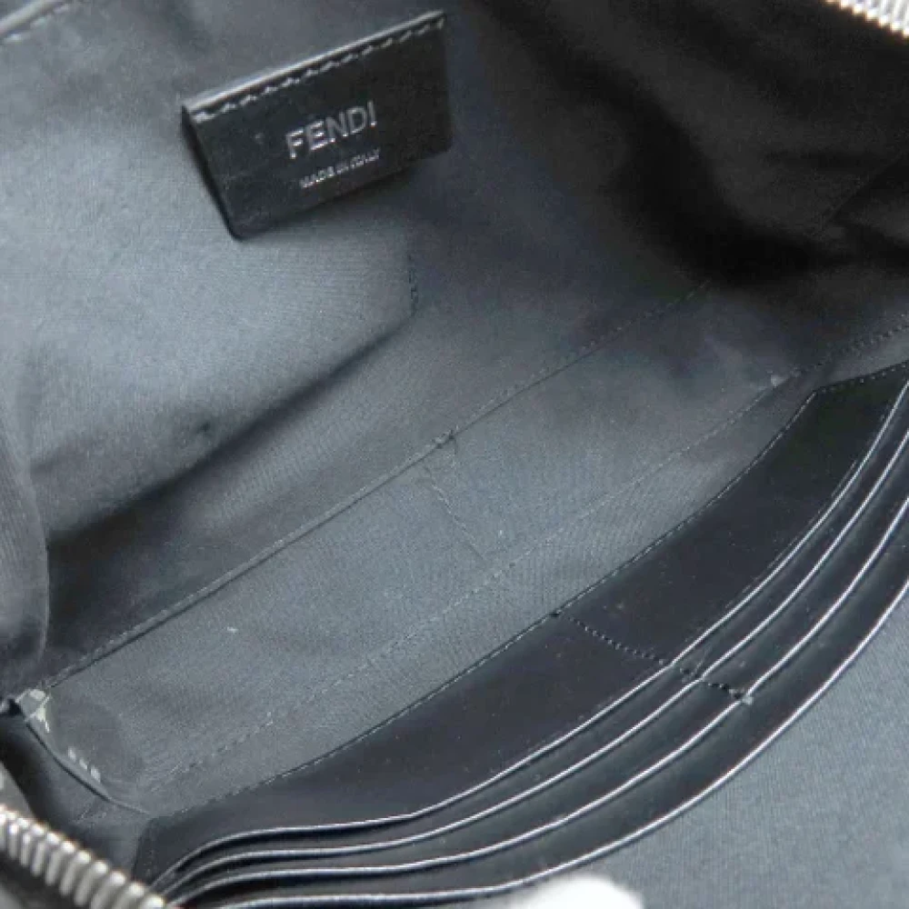 Fendi Vintage Pre-owned Plastic shoulder-bags Gray Dames