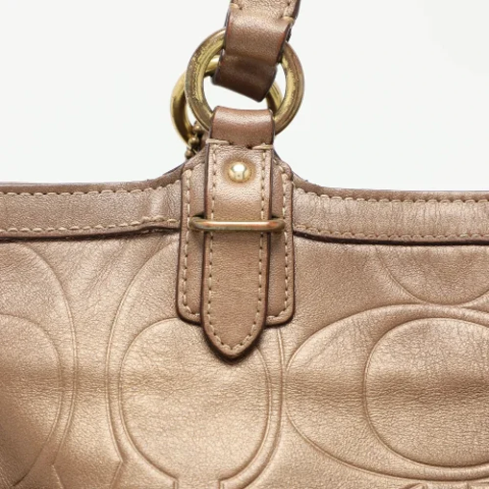 Coach Pre-owned Leather totes Brown Dames