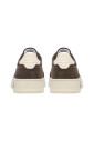 sneaker-retro-en-daim-marron