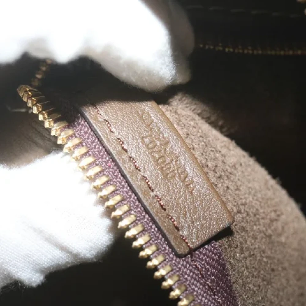 Loewe Pre-owned Leather shoulder-bags Brown Dames