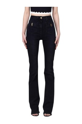 flare-jeans-til-kvinder-i-bla