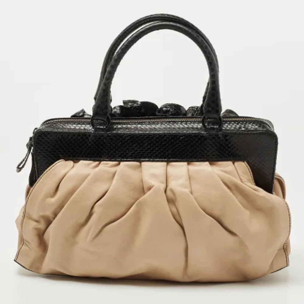 Valentino Vintage Pre-owned Fabric handbags Beige Dames