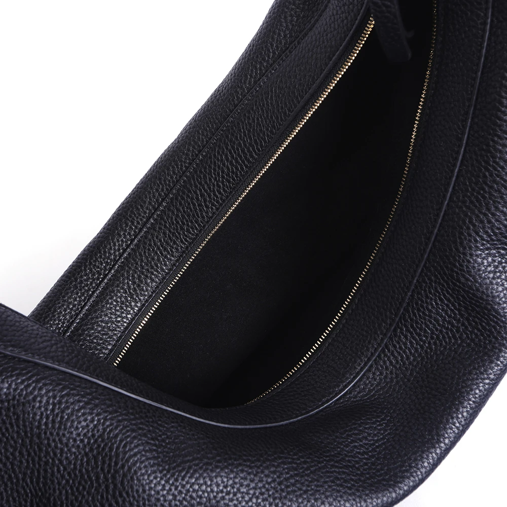 Khaite Zwarte tassen voor stijlvolle outfits Black Dames