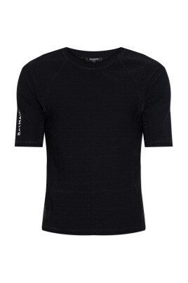 t-shirt-avec-monogramme