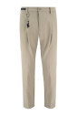 pantalon-chino-en-tissu-stretch-dynamique