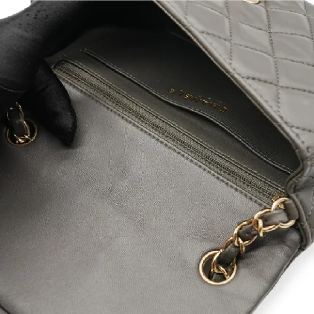 Chanel Vintage Pre-owned Leather chanel-bags Gray Dames