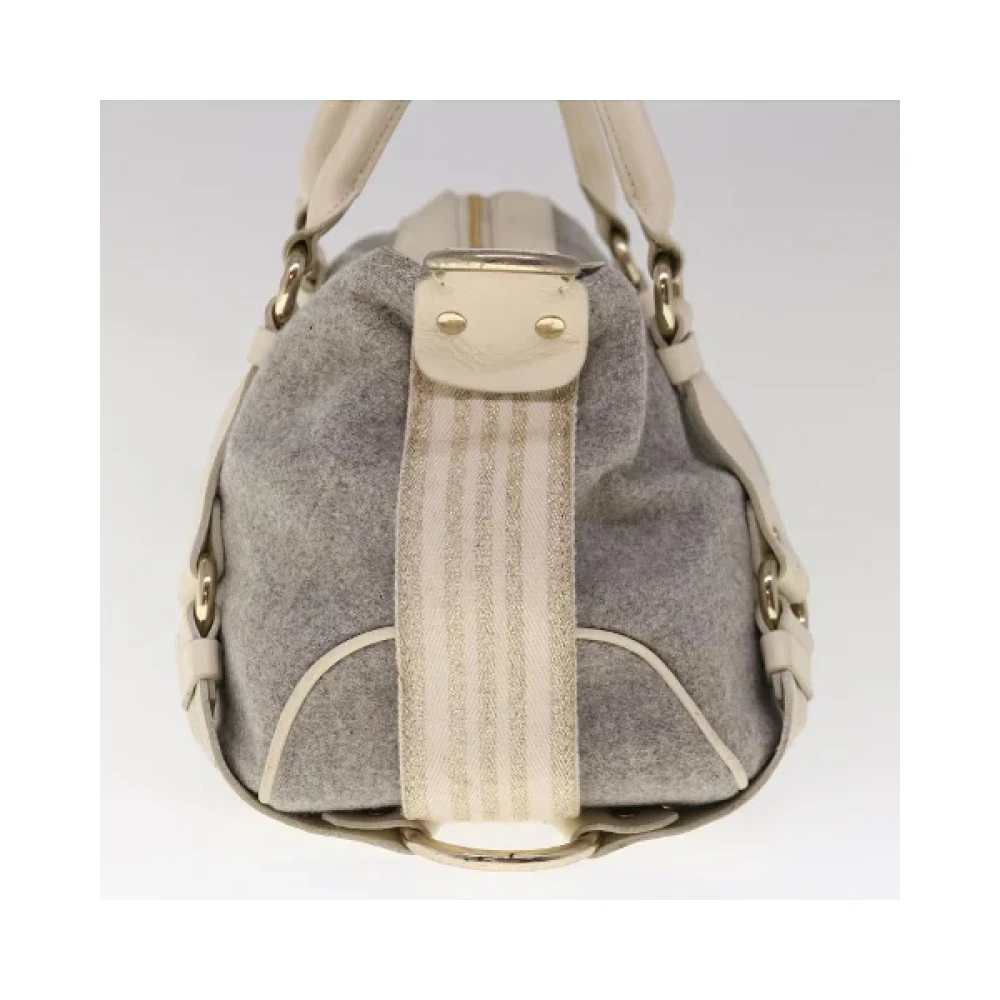 Burberry Vintage Pre-owned Wool shoulder-bags Gray Dames