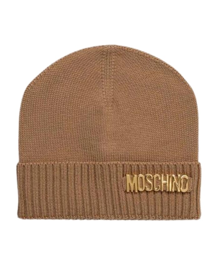 knit-hat-with-applique