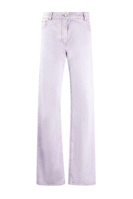 raka-jeans-med-kontrastsommar