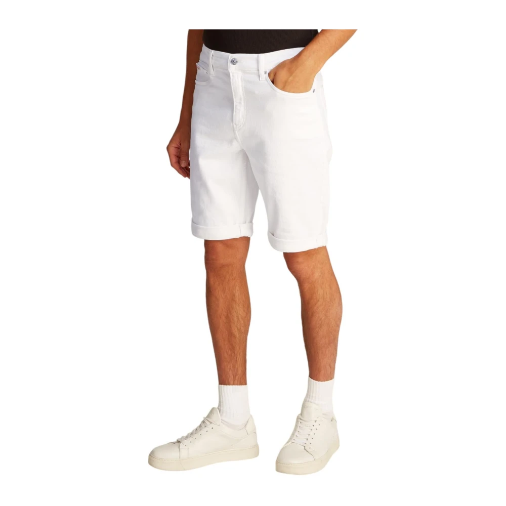 Calvin Klein Jeans Men's White Zip Button Shorts With Pockets