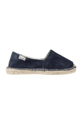 casual-slip-on-sneakers