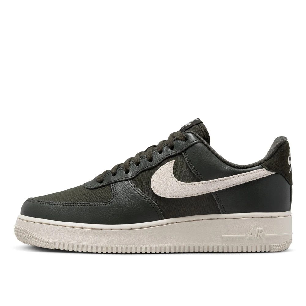 Nike - Shoes > Sneakers - Green - Nike - Modalova